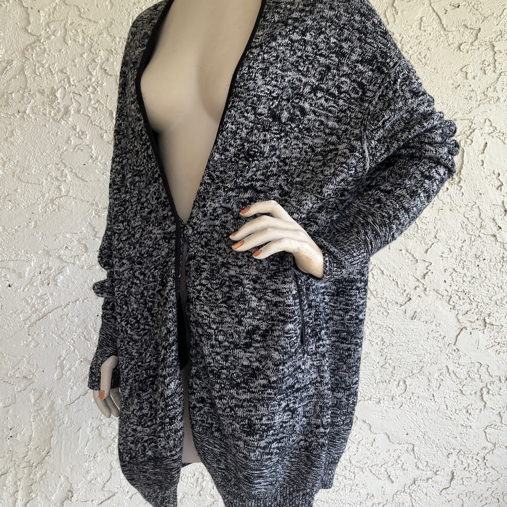 LULULEMON Sweater 100% Merino Wool Black Cardi All Day Cardigan Size M L